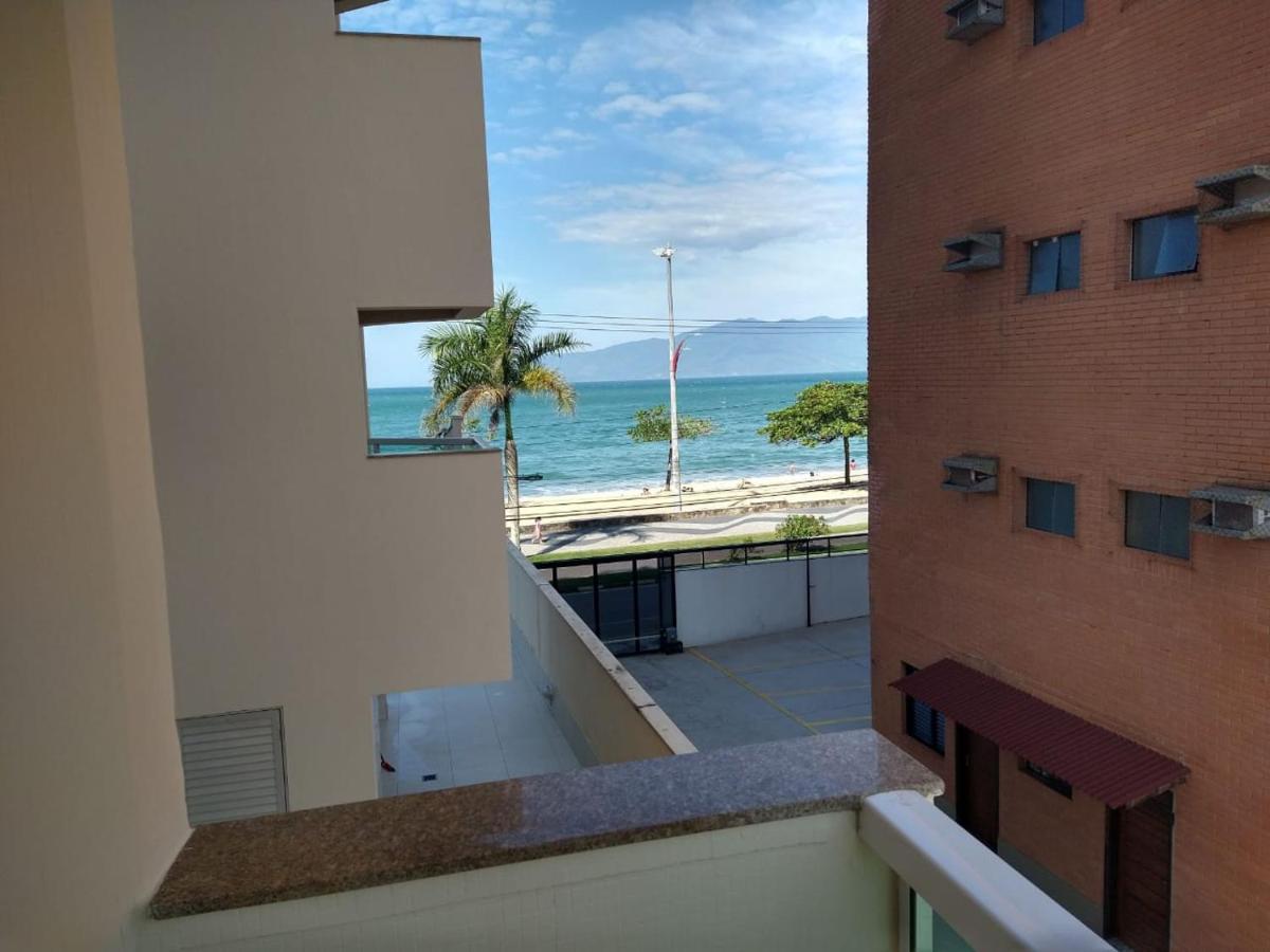 Ap Na Avenida Da Praia Caraguatatuba Extérieur photo