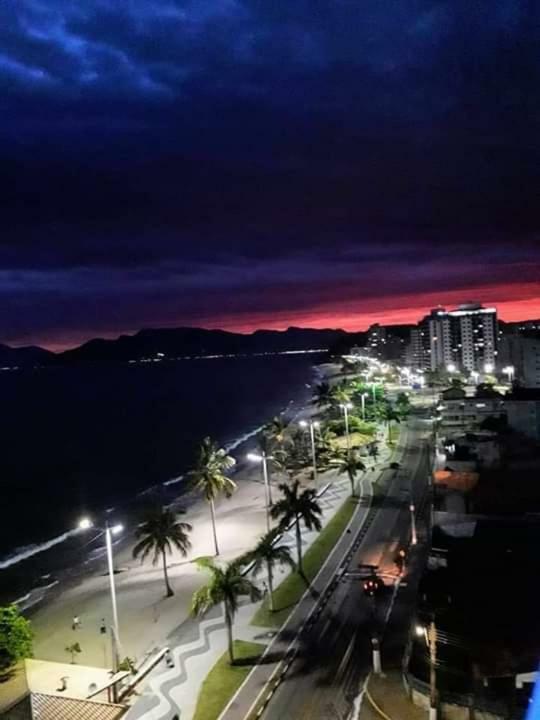 Ap Na Avenida Da Praia Caraguatatuba Extérieur photo